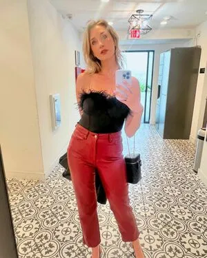 Maude Garrett OnlyFans Leaked Free Thumbnail Picture - #gzzopU3XQk