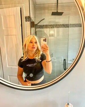 Maura London OnlyFans Leaked Free Thumbnail Picture - #pIu5UtyLPH