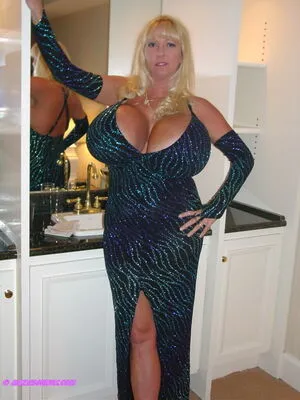 Maxi Mounds OnlyFans Leaked Free Thumbnail Picture - #1xL2Pv2OoH