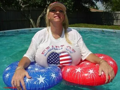 Maxi Mounds OnlyFans Leaked Free Thumbnail Picture - #6xyIAdp4cN