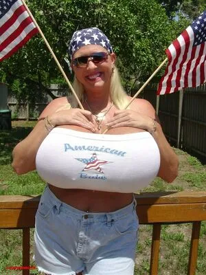 Maxi Mounds OnlyFans Leaked Free Thumbnail Picture - #7SUSkekLm4