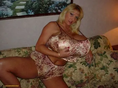 Maxi Mounds OnlyFans Leaked Free Thumbnail Picture - #Fb5jezcpry