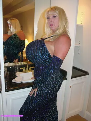 Maxi Mounds OnlyFans Leaked Free Thumbnail Picture - #GrfYRpno83