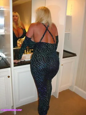 Maxi Mounds OnlyFans Leaked Free Thumbnail Picture - #LTuStb2WRL