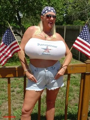 Maxi Mounds OnlyFans Leaked Free Thumbnail Picture - #WspmmGDxeO