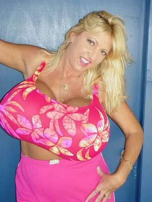 Maxi Mounds OnlyFans Leaked Free Thumbnail Picture - #dTVjnUWPX1