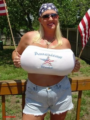 Maxi Mounds OnlyFans Leaked Free Thumbnail Picture - #j4L21rD33s