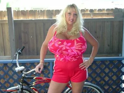 Maxi Mounds OnlyFans Leaked Free Thumbnail Picture - #ji3NddkzUB