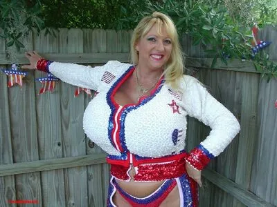 Maxi Mounds OnlyFans Leaked Free Thumbnail Picture - #lWFQ9gMsuw