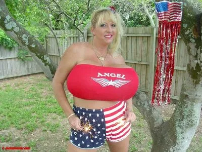 Maxi Mounds OnlyFans Leaked Free Thumbnail Picture - #wwKpClseiS