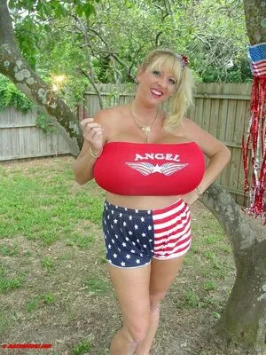 Maxi Mounds OnlyFans Leaked Free Thumbnail Picture - #xJZwygMGt0