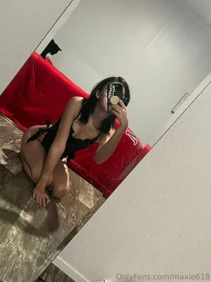 Maxie618 OnlyFans Leaked Free Thumbnail Picture - #PFS8B03dqO