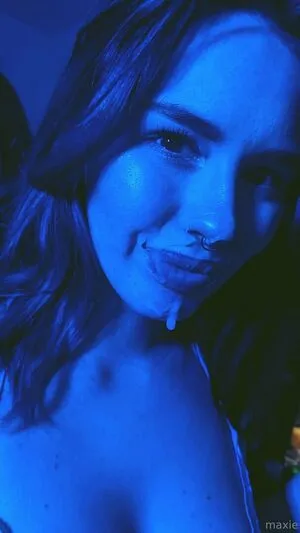 Maxieliciouss OnlyFans Leaked Free Thumbnail Picture - #zgBx4yr3OI
