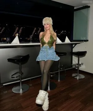Maxine Reuker OnlyFans Leaked Free Thumbnail Picture - #bqrLBvjDgA