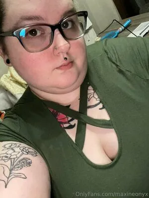 Maxineonyx OnlyFans Leaked Free Thumbnail Picture - #bDmDdKGQLU