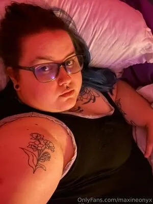 Maxineonyx OnlyFans Leaked Free Thumbnail Picture - #gZdJu3Jv7N