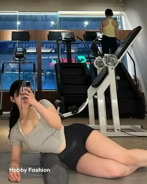 May E OnlyFans Leaked Free Thumbnail Picture - #UmNkYWRIAY