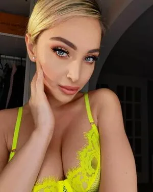 Maya Berovic OnlyFans Leaked Free Thumbnail Picture - #2MO38SyZls