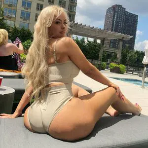 Maya Dutch OnlyFans Leaked Free Thumbnail Picture - #FbeJ3l6pZQ