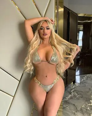 Maya Dutch OnlyFans Leaked Free Thumbnail Picture - #X547T73Udu