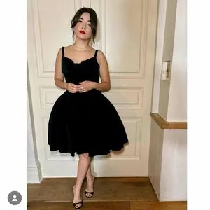 Maya Erskine OnlyFans Leaked Free Thumbnail Picture - #UIc3UmelHI