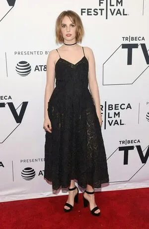Maya Hawke OnlyFans Leaked Free Thumbnail Picture - #1IYaKVusSx