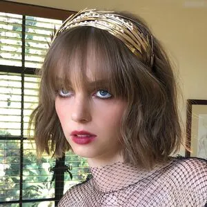 Maya Hawke OnlyFans Leaked Free Thumbnail Picture - #5vYVlax1bt