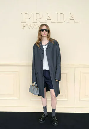 Maya Hawke OnlyFans Leaked Free Thumbnail Picture - #9zdTSNliPE