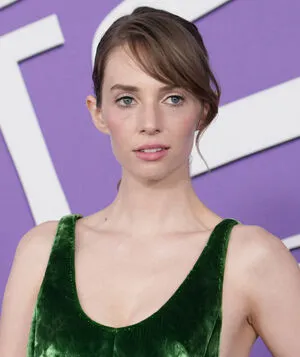 Maya Hawke OnlyFans Leaked Free Thumbnail Picture - #BIctRnD4Pa