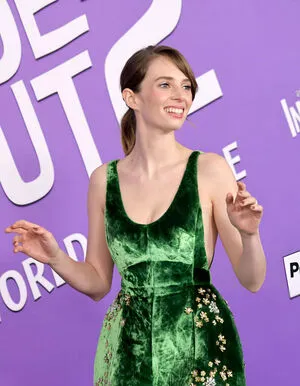 Maya Hawke OnlyFans Leaked Free Thumbnail Picture - #E1Dt0nm6gN