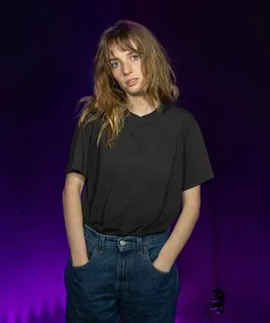 Maya Hawke OnlyFans Leaked Free Thumbnail Picture - #E2CeT60Jjs