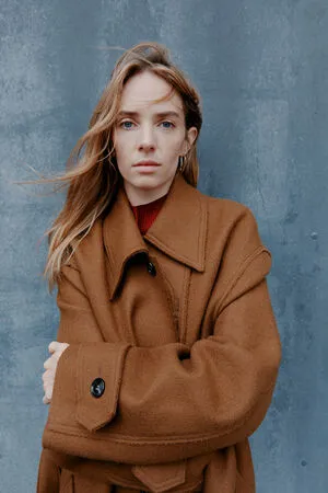 Maya Hawke OnlyFans Leaked Free Thumbnail Picture - #E5iiio2Tna