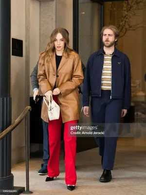 Maya Hawke OnlyFans Leaked Free Thumbnail Picture - #JPT5uO6Xu5