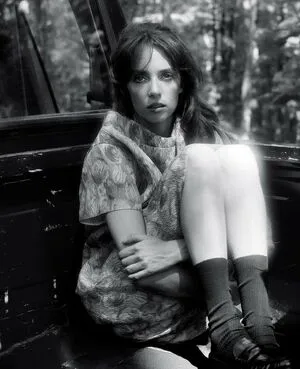 Maya Hawke OnlyFans Leaked Free Thumbnail Picture - #O4vLhmawl3