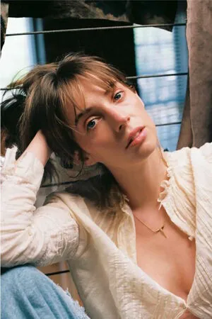 Maya Hawke OnlyFans Leaked Free Thumbnail Picture - #V6EYdmCcKi