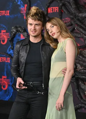 Maya Hawke OnlyFans Leaked Free Thumbnail Picture - #dPovybLH0Q