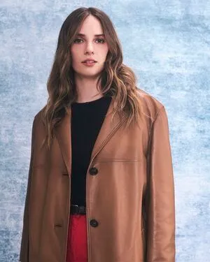 Maya Hawke OnlyFans Leaked Free Thumbnail Picture - #gY9iOVLBSF