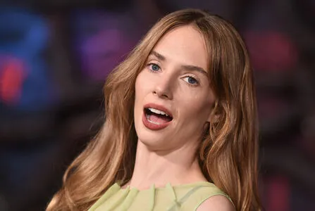 Maya Hawke OnlyFans Leaked Free Thumbnail Picture - #o3QONVSd3O