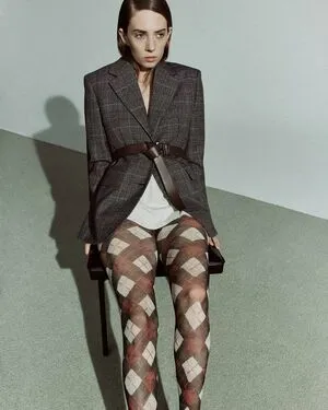 Maya Hawke OnlyFans Leaked Free Thumbnail Picture - #t7DOwhEmAd
