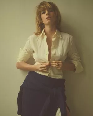 Maya Hawke OnlyFans Leaked Free Thumbnail Picture - #troGl8Omzl