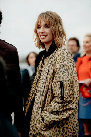 Maya Hawke OnlyFans Leaked Free Thumbnail Picture - #u4jgiKBzNb