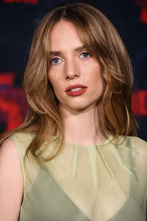 Maya Hawke OnlyFans Leaked Free Thumbnail Picture - #vL1Q2S3vxy