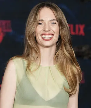 Maya Hawke OnlyFans Leaked Free Thumbnail Picture - #ysloHCK5AI