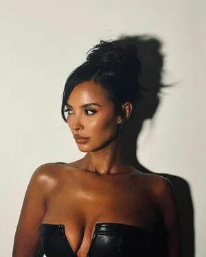 Maya Jama OnlyFans Leaked Free Thumbnail Picture - #IToP3DiNgt