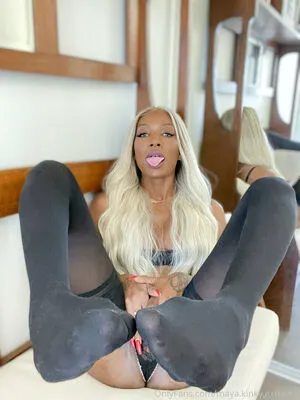 Maya Kinky Ext OnlyFans Leaked Free Thumbnail Picture - #UqHJAkAyGm