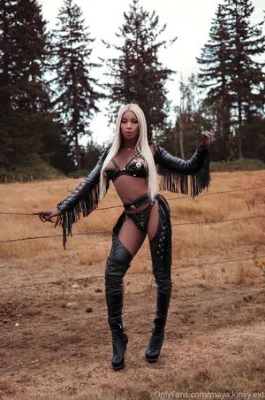Maya Kinky Ext OnlyFans Leaked Free Thumbnail Picture - #qD6lZcRkSs