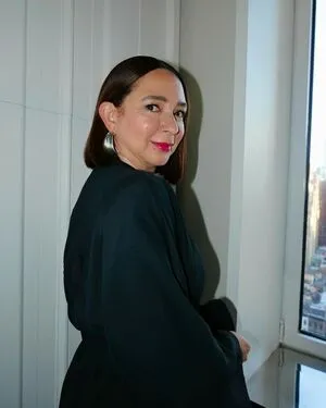 Maya Rudolph OnlyFans Leaked Free Thumbnail Picture - #X2FRQ0Keps