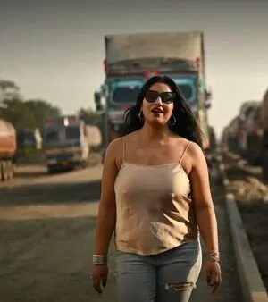 Maya The Doe Eye Girl OnlyFans Leaked Free Thumbnail Picture - #ldPaaSpAtX