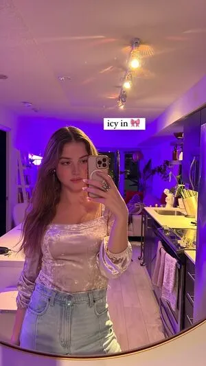 Maya V Henry OnlyFans Leaked Free Thumbnail Picture - #822chaYd3r