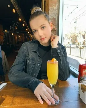 Maya V Henry OnlyFans Leaked Free Thumbnail Picture - #8GbplCswVs